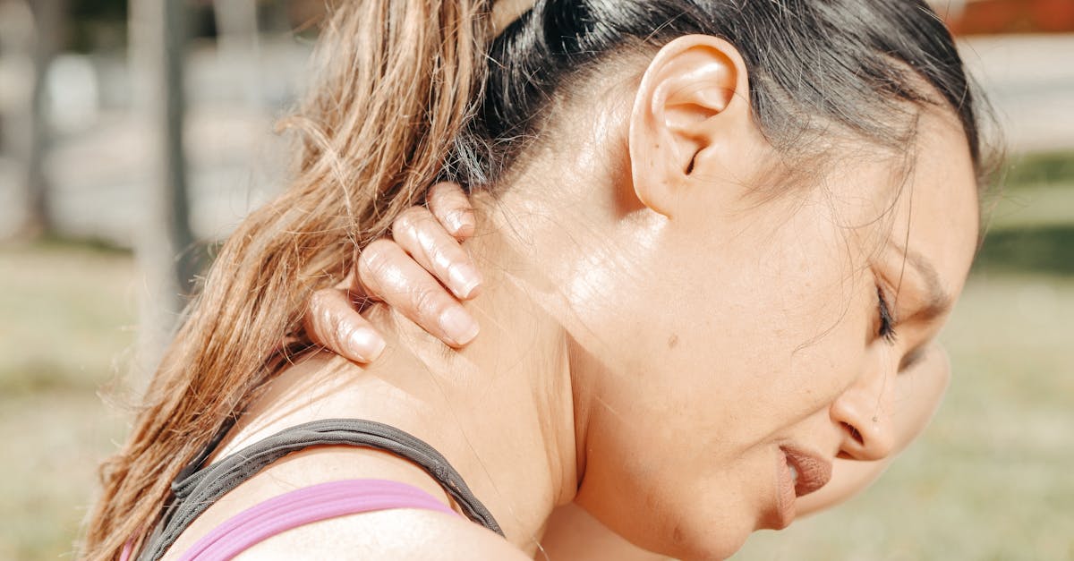 discover effective solutions and expert tips for managing neck pain. learn about causes, treatments, and preventative measures to help you regain comfort and flexibility in your daily life.