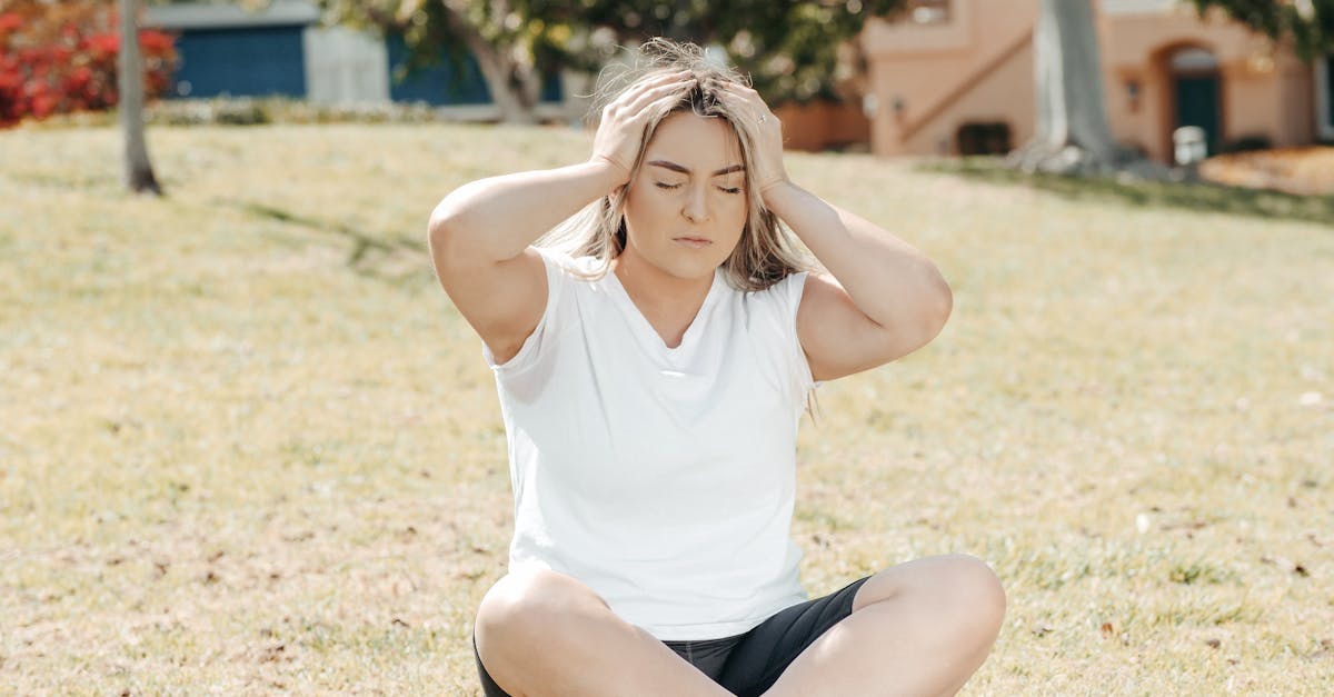 discover effective strategies for managing and alleviating migraines. learn about symptoms, triggers, and treatments to help you find relief and improve your quality of life.