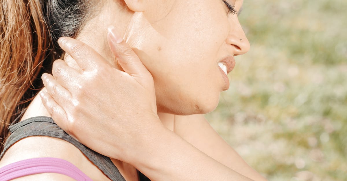 discover effective strategies and treatments for managing chronic shoulder pain. learn about causes, symptoms, and innovative solutions to regain mobility and improve your quality of life.