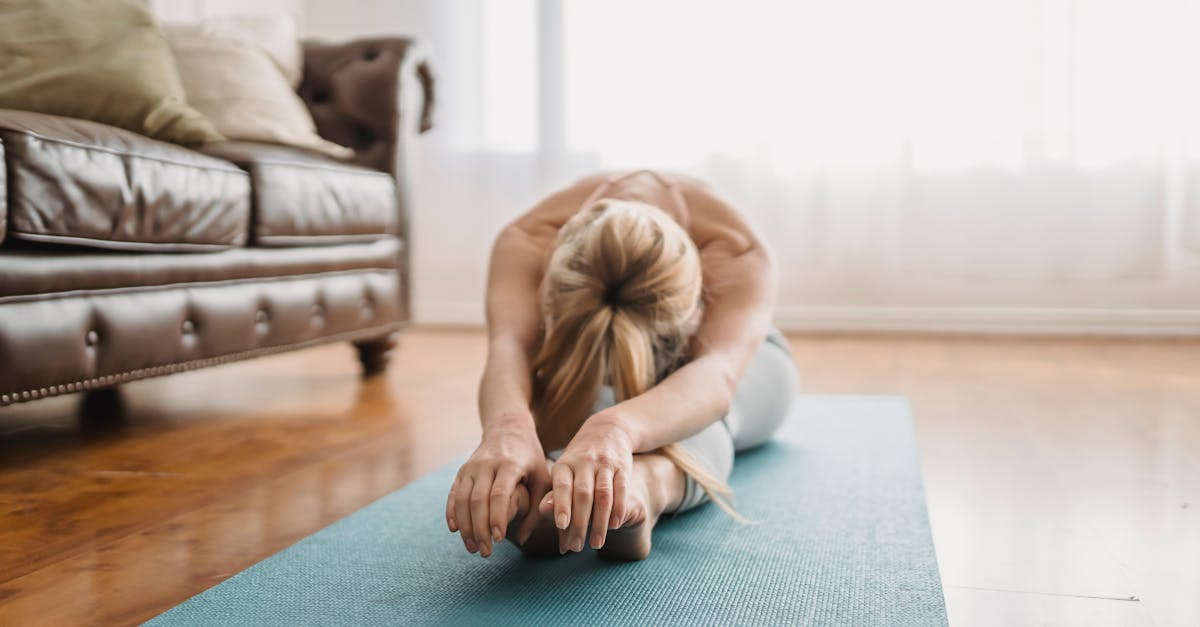 discover the causes and solutions for forward head posture, a common condition that affects many individuals. learn about effective exercises, posture correction techniques, and the impact on overall health. improve your alignment and reduce discomfort today.