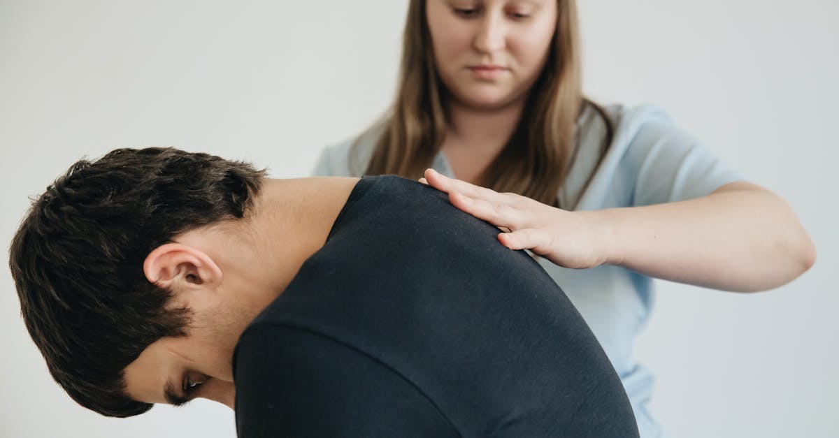 explore the importance of spinal alignment for overall health and wellness. discover techniques and tips to improve your posture and alleviate discomfort, ensuring a balanced body and mind.