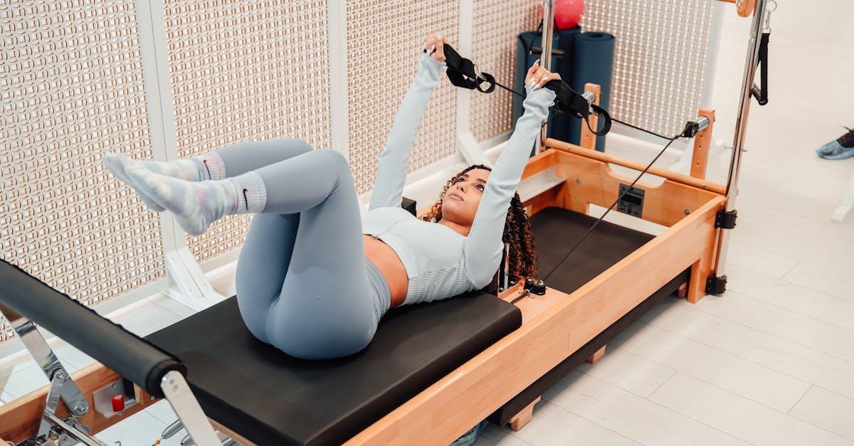 explorez l’importance de la stabilité de base pour la santé et la forme physique en général. découvrez des exercices, des techniques et des conseils efficaces pour améliorer votre force de base, améliorer votre posture et prévenir les blessures.