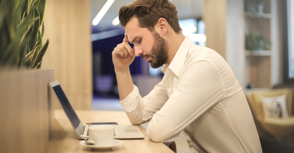 découvrez des remèdes efficaces et des stratégies de prévention contre les maux de tête. découvrez les différents types de maux de tête, leurs causes et quand consulter un médecin pour améliorer votre qualité de vie.