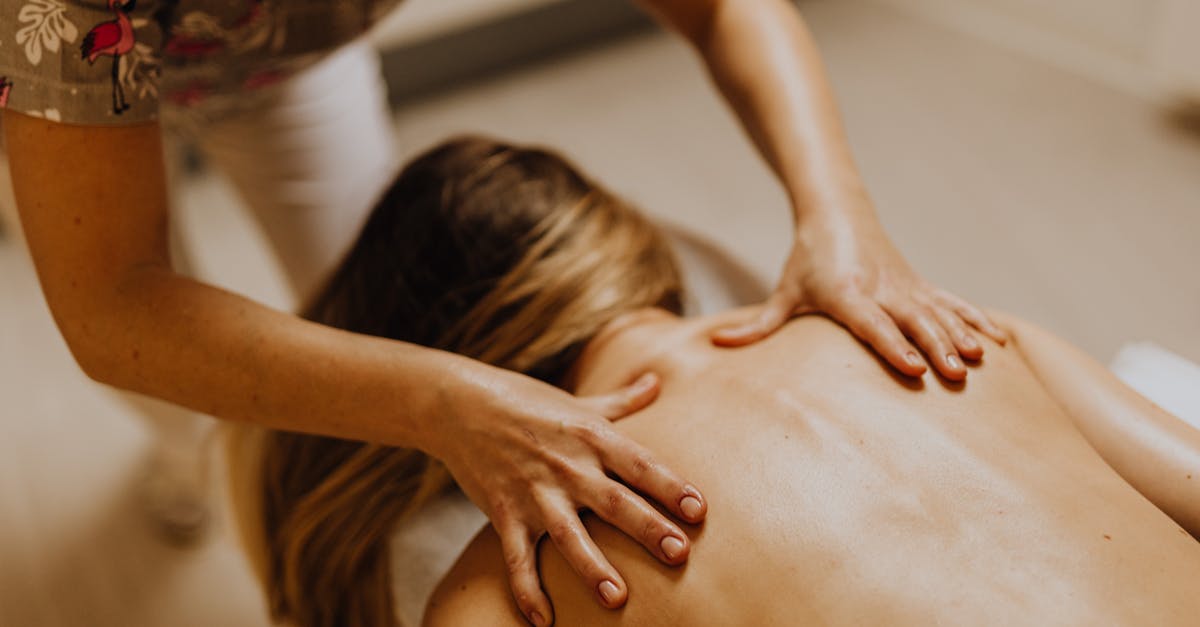 discover effective strategies for upper back wellness, including exercises, stretches, and lifestyle tips to relieve pain and improve posture. enhance your overall well-being with our expert insights and resources tailored for a healthier back.