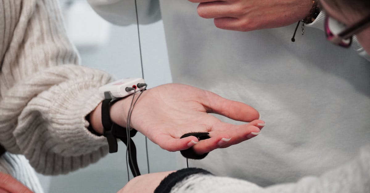 Êtes-vous prêt à explorer comment le biofeedback peut soutenir votre démarche bien-être ? Prendre rendez-vous avec Pulse Align vous ouvre les portes de programmes d'exercices personnalisés adaptés à vos besoins de santé. Nous sommes fiers de vous offrir un environnement sécuritaire et accueillant dans différents endroits, notamment à