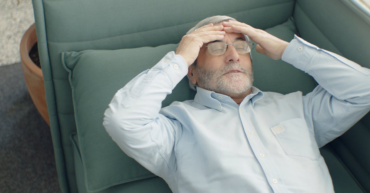 discover effective and natural headache relief solutions to ease your pain. from home remedies to lifestyle changes, find the best strategies to alleviate headaches and improve your overall well-being.