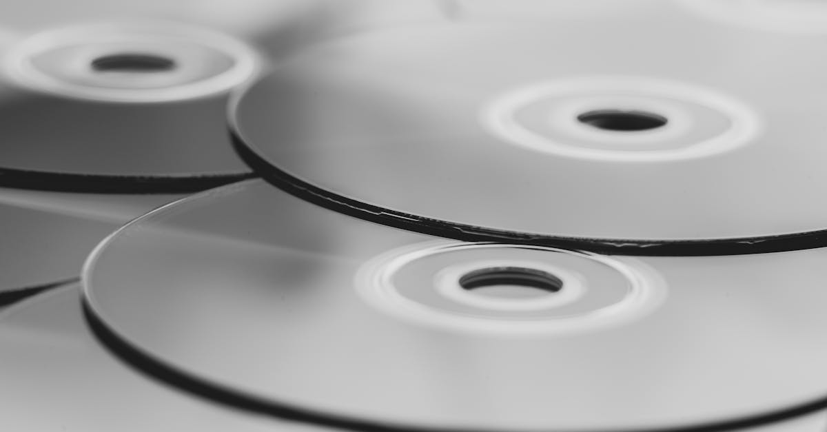 discover the causes, symptoms, and effective treatments for herniated discs. learn how to manage pain and improve mobility with expert insights and strategies for recovery.
