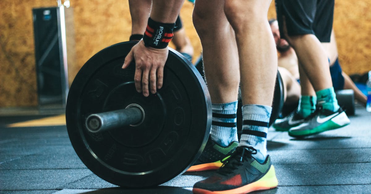 discover effective lifting techniques to enhance your strength training routine. learn proper form, safety tips, and strategies to maximize your workout results and prevent injuries.