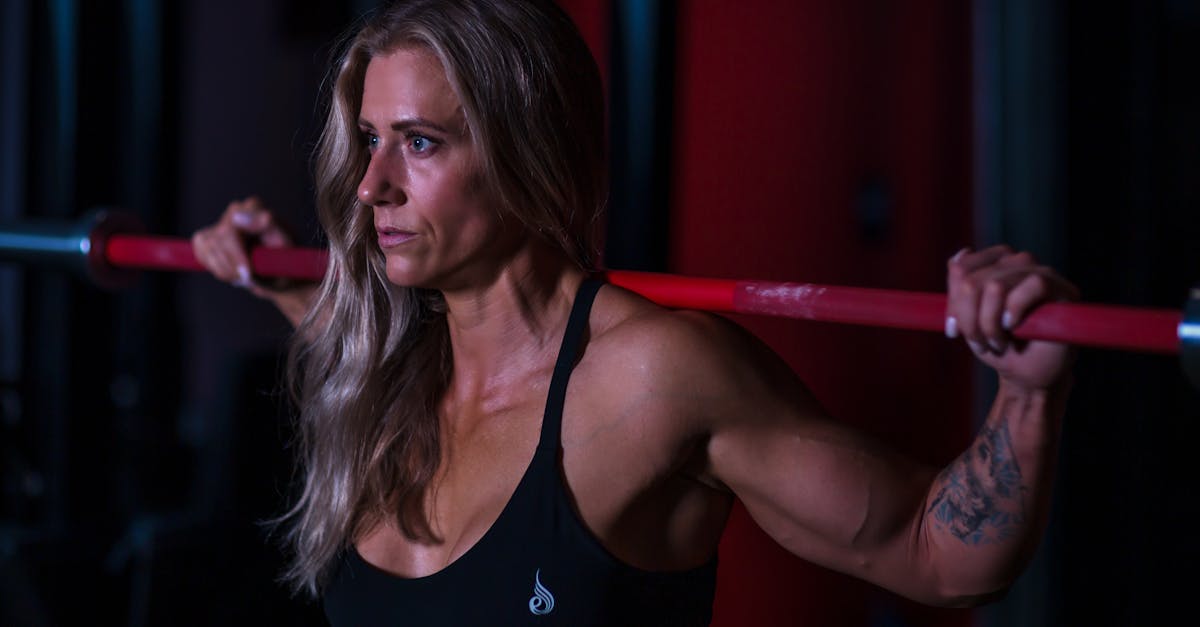 discover effective lifting techniques to enhance your strength training and prevent injuries. learn proper form, essential tips, and expert advice to maximize your workout results.