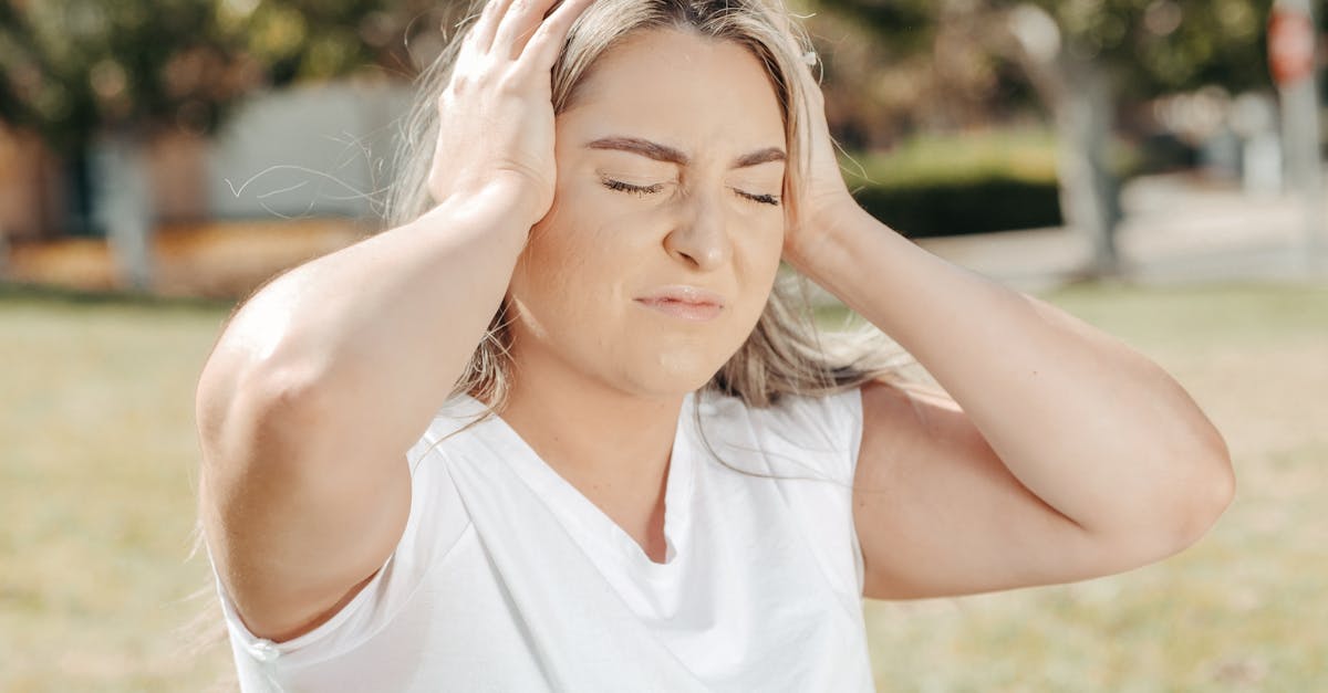 discover effective strategies and natural remedies for managing migraines. learn about triggers, symptoms, and treatments to help alleviate pain and improve your quality of life.