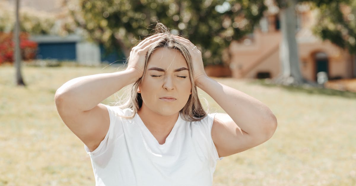 explore the common migraine triggers that could be affecting your well-being. learn about dietary, environmental, and lifestyle factors that may lead to painful headaches and find effective strategies for prevention and relief.