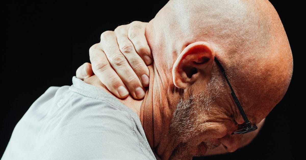 discover effective solutions and insights for managing shoulder pain. whether it's due to injury, overuse, or medical conditions, learn about treatment options, exercises, and prevention tips to regain your comfort and mobility.