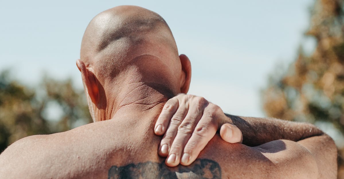 discover effective strategies and remedies for shoulder pain relief. explore expert tips, exercises, and treatments to alleviate discomfort and improve mobility today.