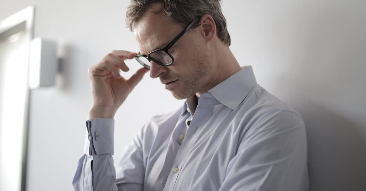 discover effective strategies to manage tension headaches. explore causes, symptoms, and treatment options to alleviate discomfort and improve your quality of life.