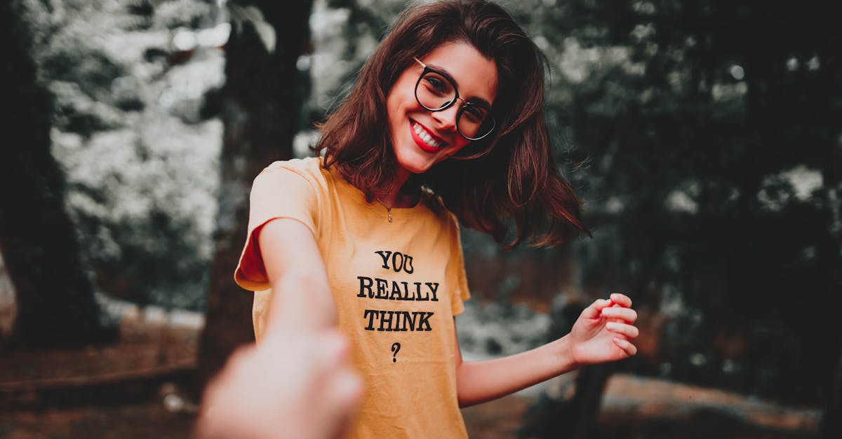 discover the causes, symptoms, and effective treatments for text neck syndrome, a common condition arising from prolonged smartphone and computer use. learn how to prevent and alleviate discomfort with expert tips and exercises.