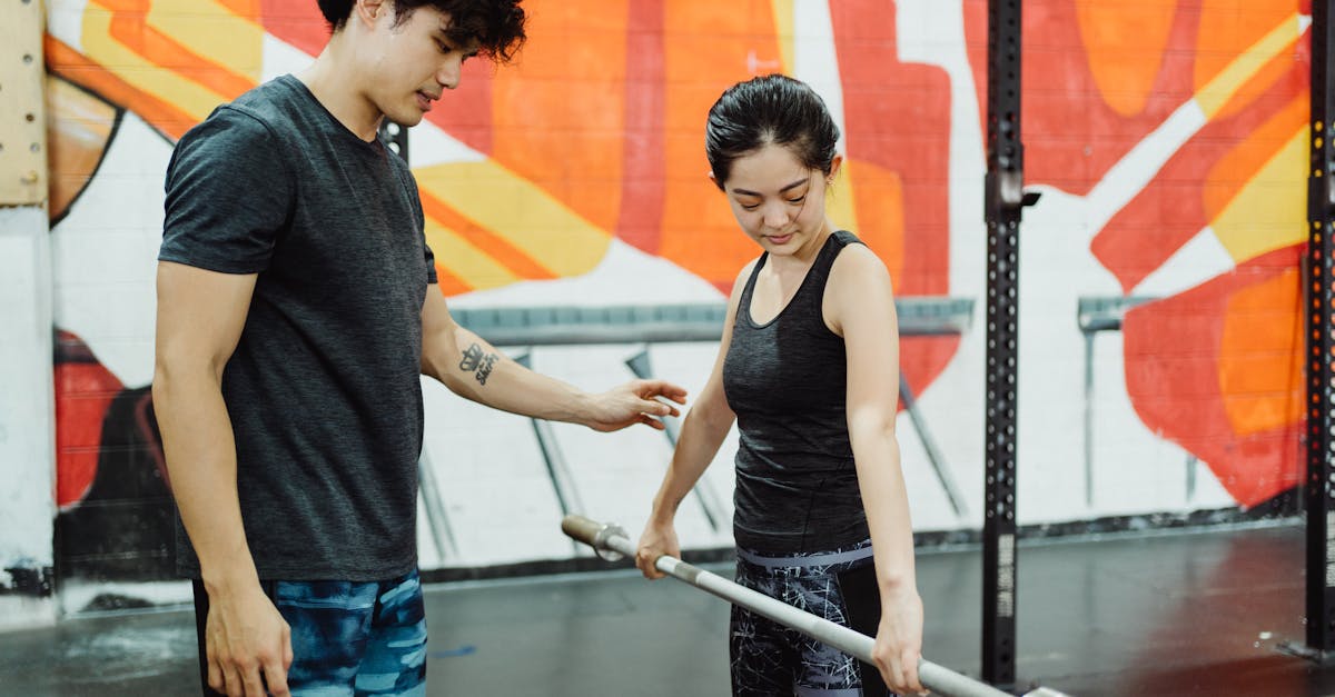 discover essential lifting techniques to enhance your strength, improve your form, and prevent injuries in your workout routine. master the art of safe and effective lifting for optimal performance.