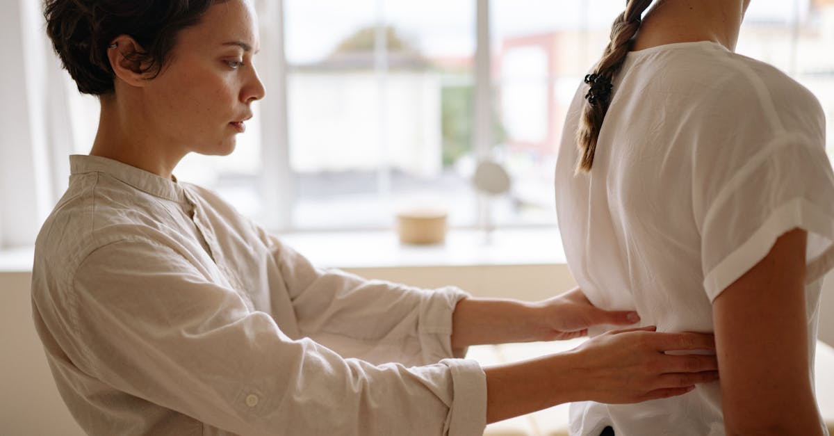 discover effective strategies for managing and alleviating lower back pain. explore causes, treatments, and tips for maintaining a healthy spine, ensuring greater comfort and mobility in your daily life.