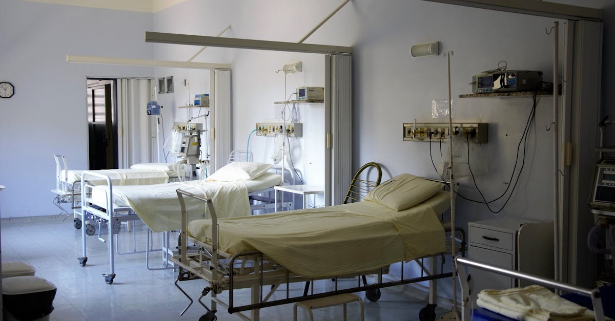 Soulage la tension sur les structures de l'oreille interne