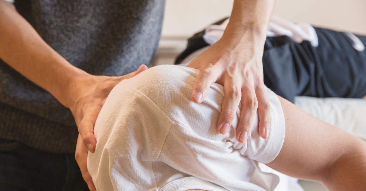 discover effective strategies for shoulder pain relief with our comprehensive guide. explore tips, exercises, and treatments tailored to alleviate discomfort and restore mobility. say goodbye to shoulder pain and enhance your quality of life today!