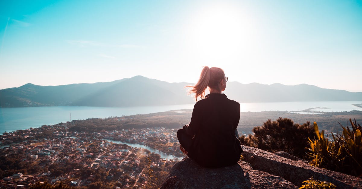 découvrez l'essence de la tranquillité avec nos espaces sereins, nos activités tranquilles et nos retraites paisibles conçues pour vous aider à vous détendre et à vous ressourcer. adoptez le calme et la sérénité dans votre vie.
