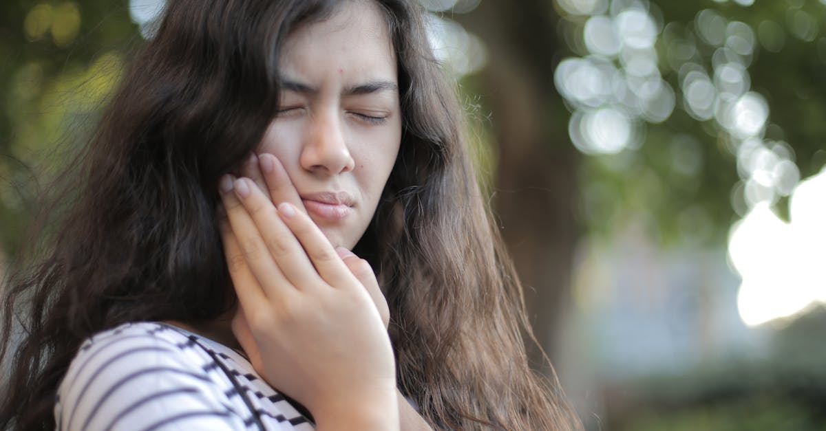 discover effective strategies and treatments for chronic pain relief. from natural remedies to medical therapies, find solutions that can help enhance your quality of life and regain your freedom from persistent discomfort.