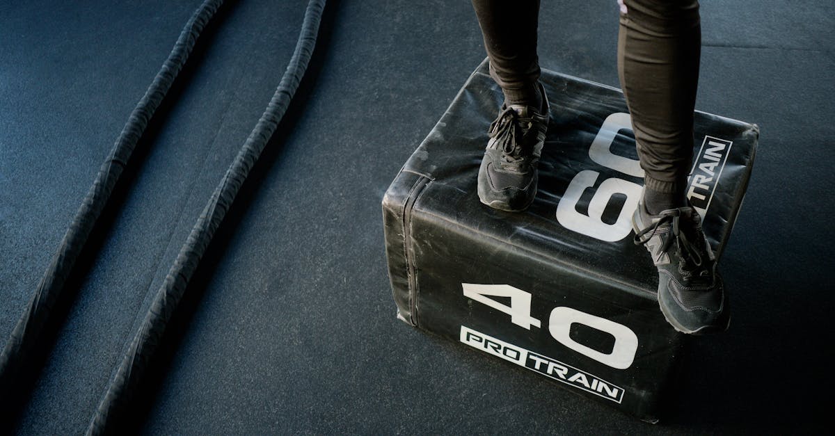 discover effective core strengthening exercises to enhance stability, improve posture, and boost overall athletic performance. strengthen your core muscles today for a healthier, more active lifestyle.