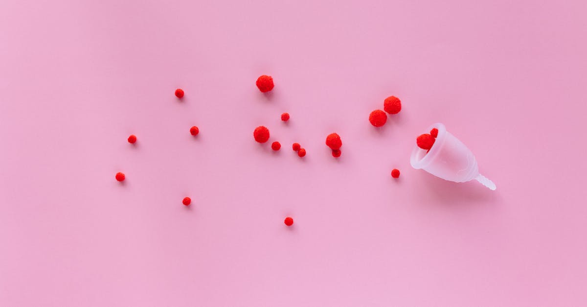 discover effective strategies for managing menstrual migraines, including causes, symptoms, and treatment options specifically tailored for women. gain insights into lifestyle changes and medical interventions that can help alleviate pain and enhance well-being during your menstrual cycle.