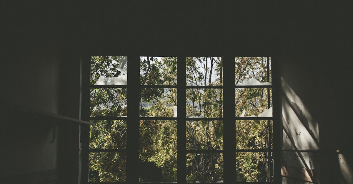 ,