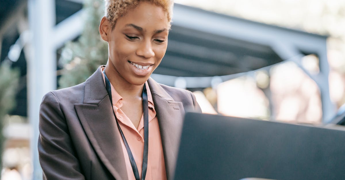 discover the world of remote workers and how they thrive in a flexible work environment. explore tips, tools, and strategies to enhance productivity, maintain work-life balance, and connect with a global community of professionals.