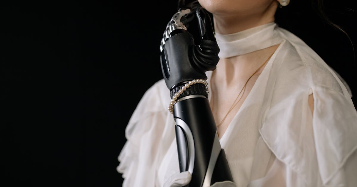 discover effective solutions for tech neck, a modern-day ailment caused by prolonged device use. learn about prevention, exercises, and ergonomic practices to alleviate discomfort and improve posture.