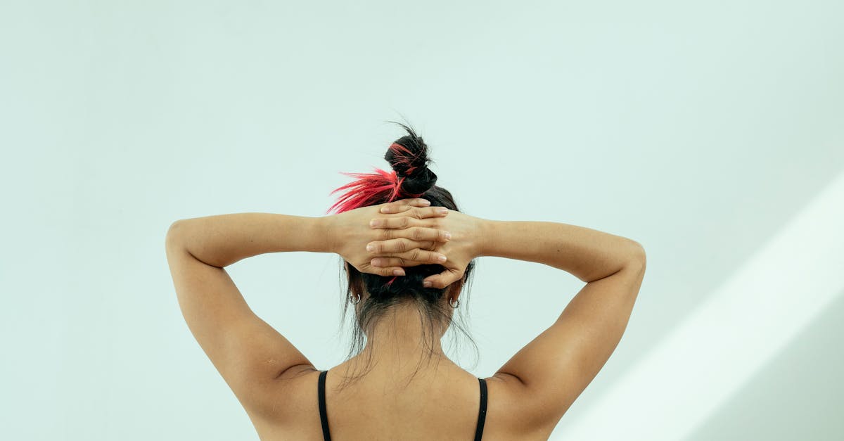 Détend les muscles tendus et améliore la flexibilité.