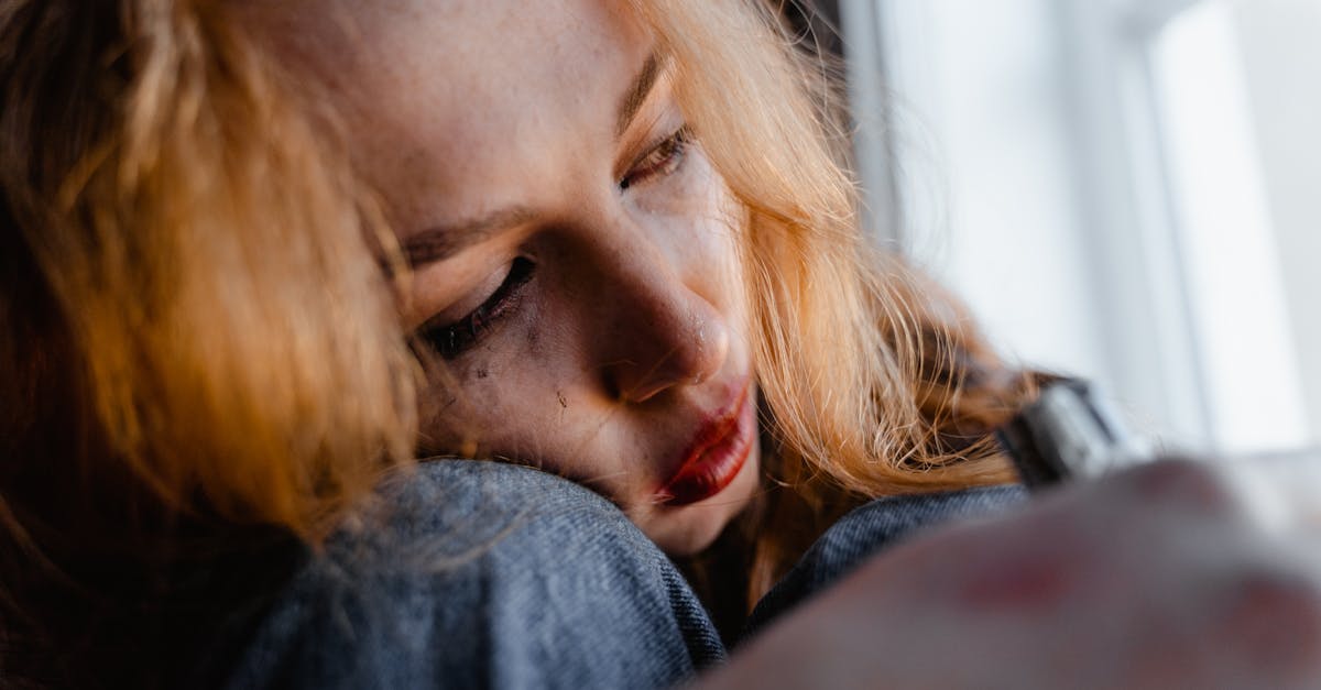 discover effective solutions for cervical pain management. learn about causes, treatments, and preventive measures to alleviate discomfort and improve your quality of life. find expert advice and tips to help you understand and tackle cervical pain.